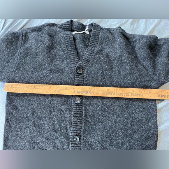 Everlane Felted Merino Cardigan Sweater Charcoal small NWT - Picture 10 of 10
